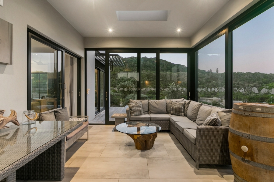 3 Bedroom Property for Sale in Myoli Beach Western Cape